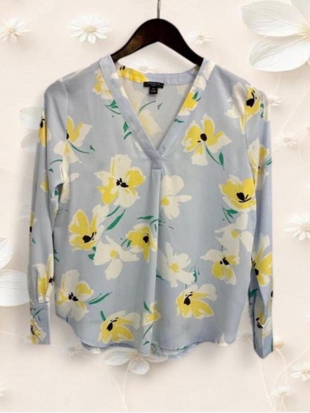 Ann Taylor Light Blue Yellow Floral V-Neck Long Sleeve Blouse Size Petite XS